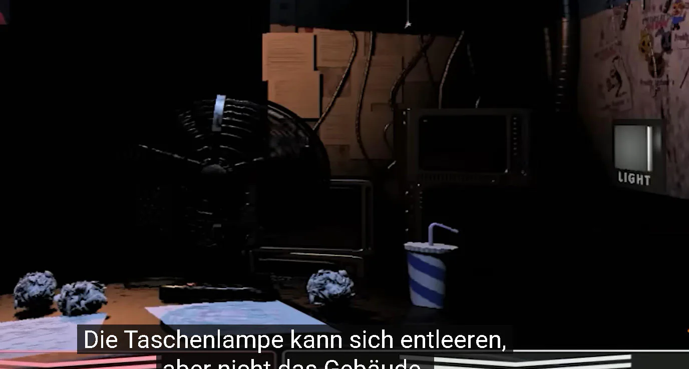 FNAF 2 máscara de Freddy y linterna